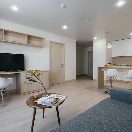 Ye'S Астана Aparthotel Kültér fotó
